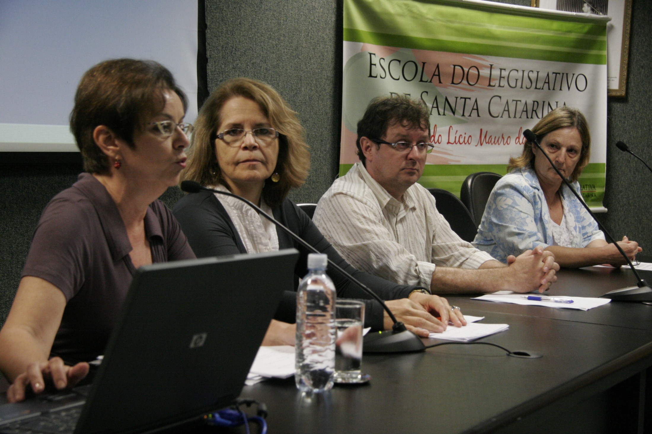 Curso de Formação Política para Liderança em Saúde e Enfermagem - COREN SC
