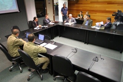 Deputados discutem PPs e situação da Polícia Rodoviária Federal no estado
