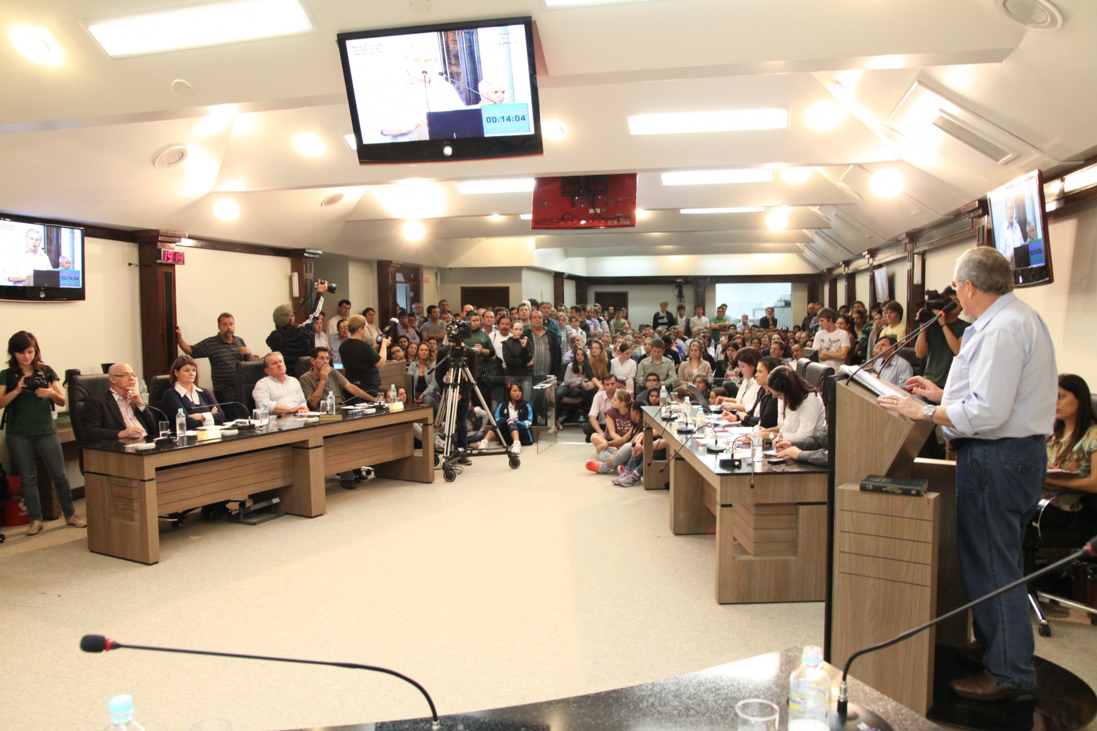 Jaraguá do Sul debate destino do ginásio Arthur Müller