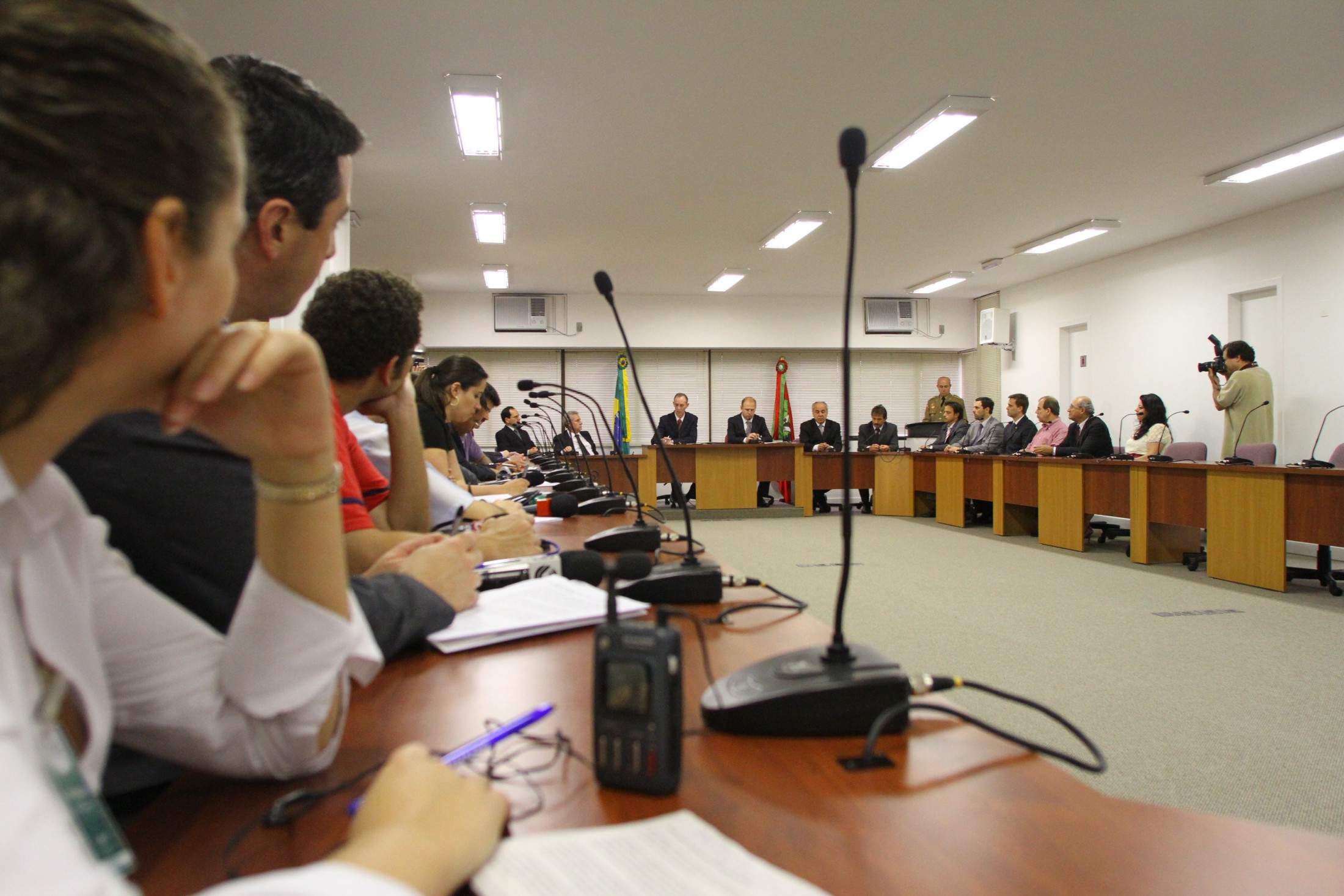 Assinatura do termo de ajuste de conduta no MPSC
