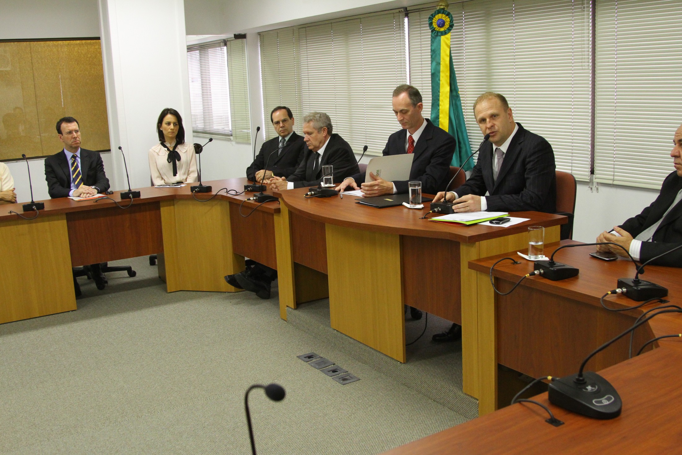Assinatura do termo de ajuste de conduta no MPSC