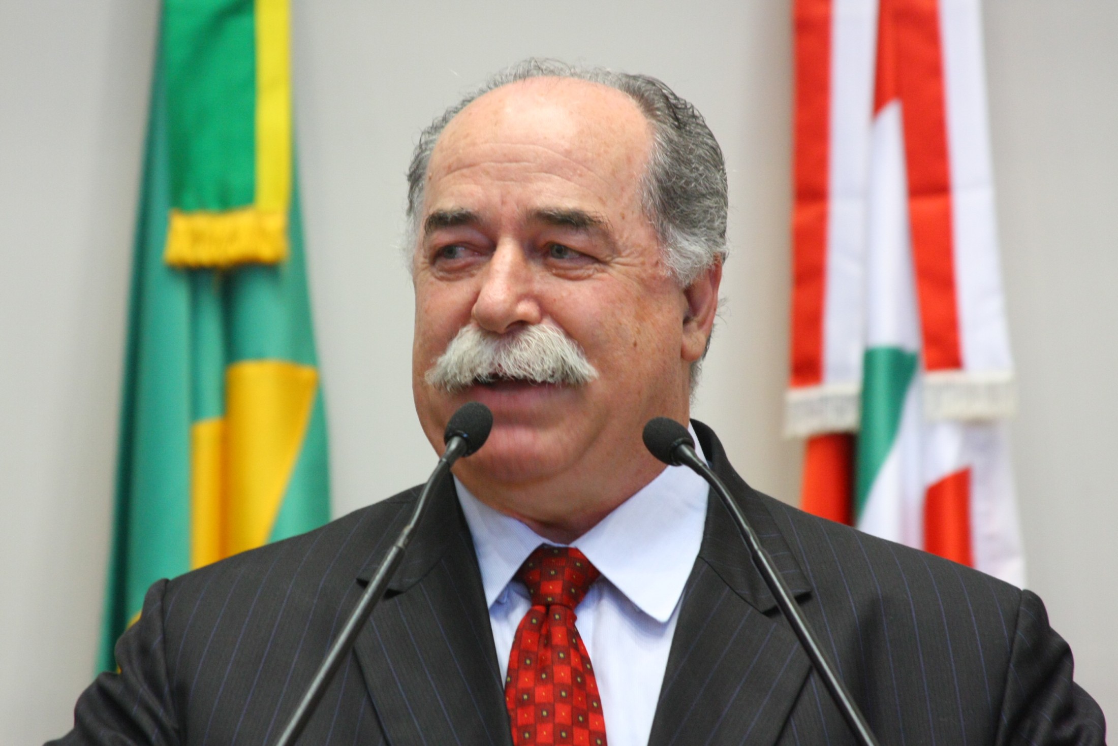 Deputado Romildo Titon (PMDB)