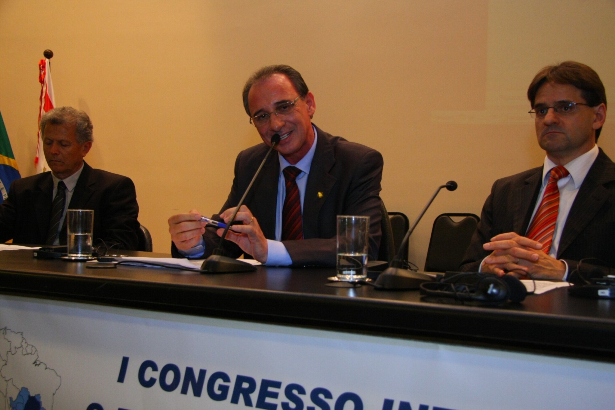 Assembleia sedia congresso internacional sobre o futuro da água no Mercosul