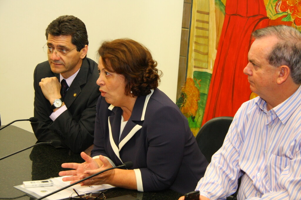 Ministra Ideli Salvatti anuncia transferência de praça de pedágio na Grande Florianópolis