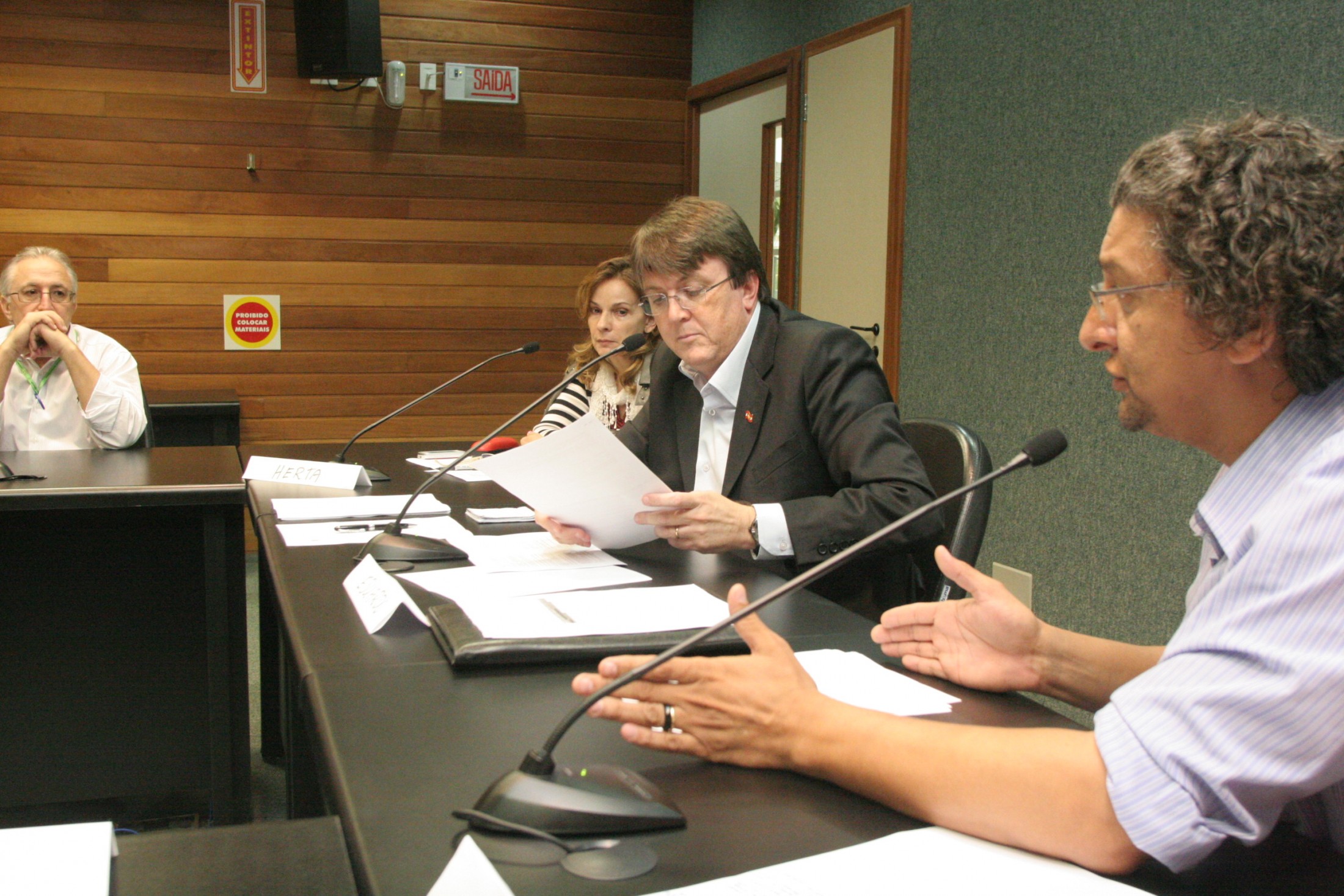 Reunião da Comissão Partidária sobre o Piso Nacional de Educação