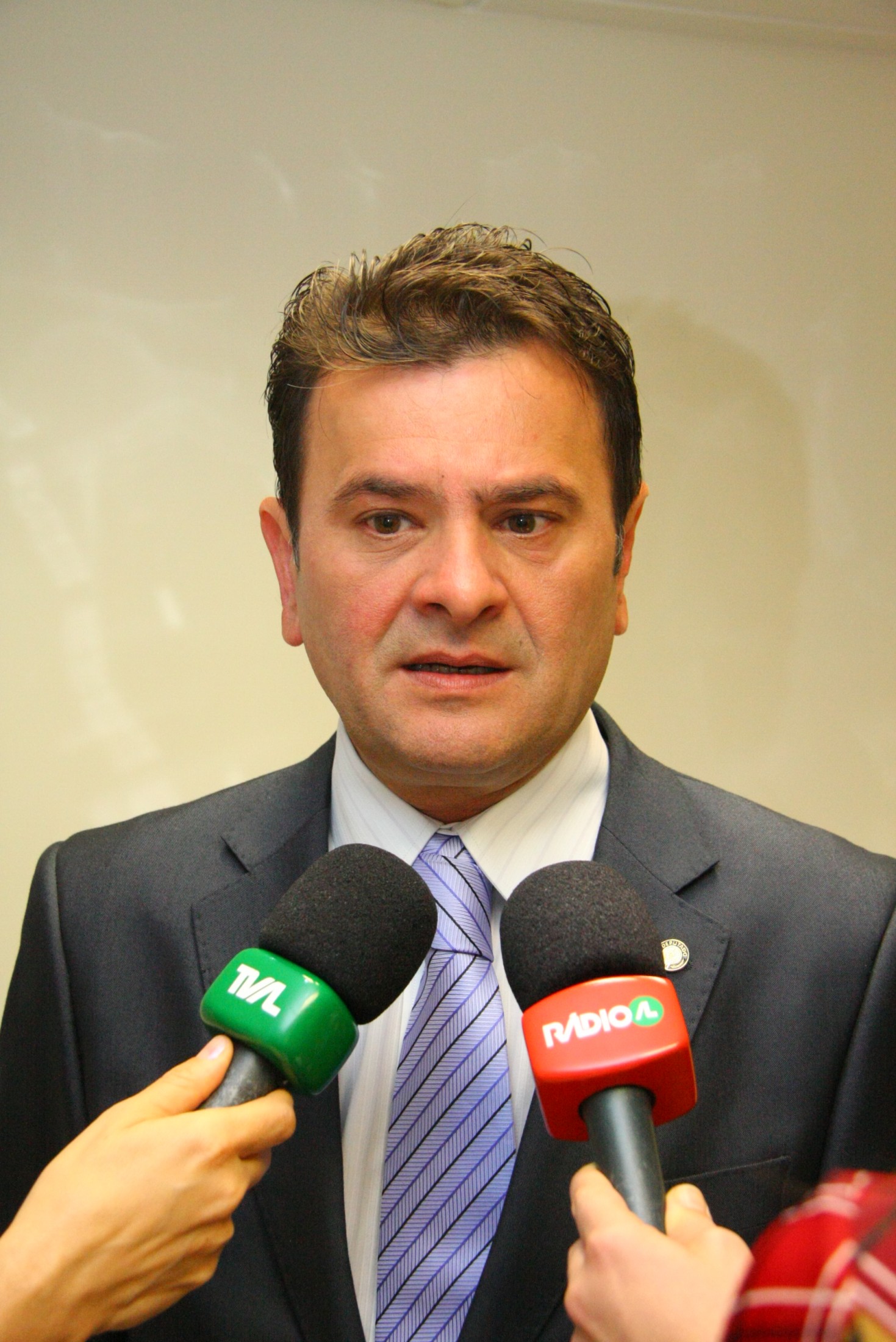 Deputado Elizeu Mattos (PMDB) - Projeto: Reajuste Funcionalismo Público