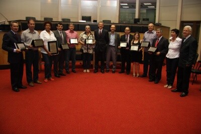 Assembleia Legislativa faz homenagem aos 30 anos do Dieese em SC