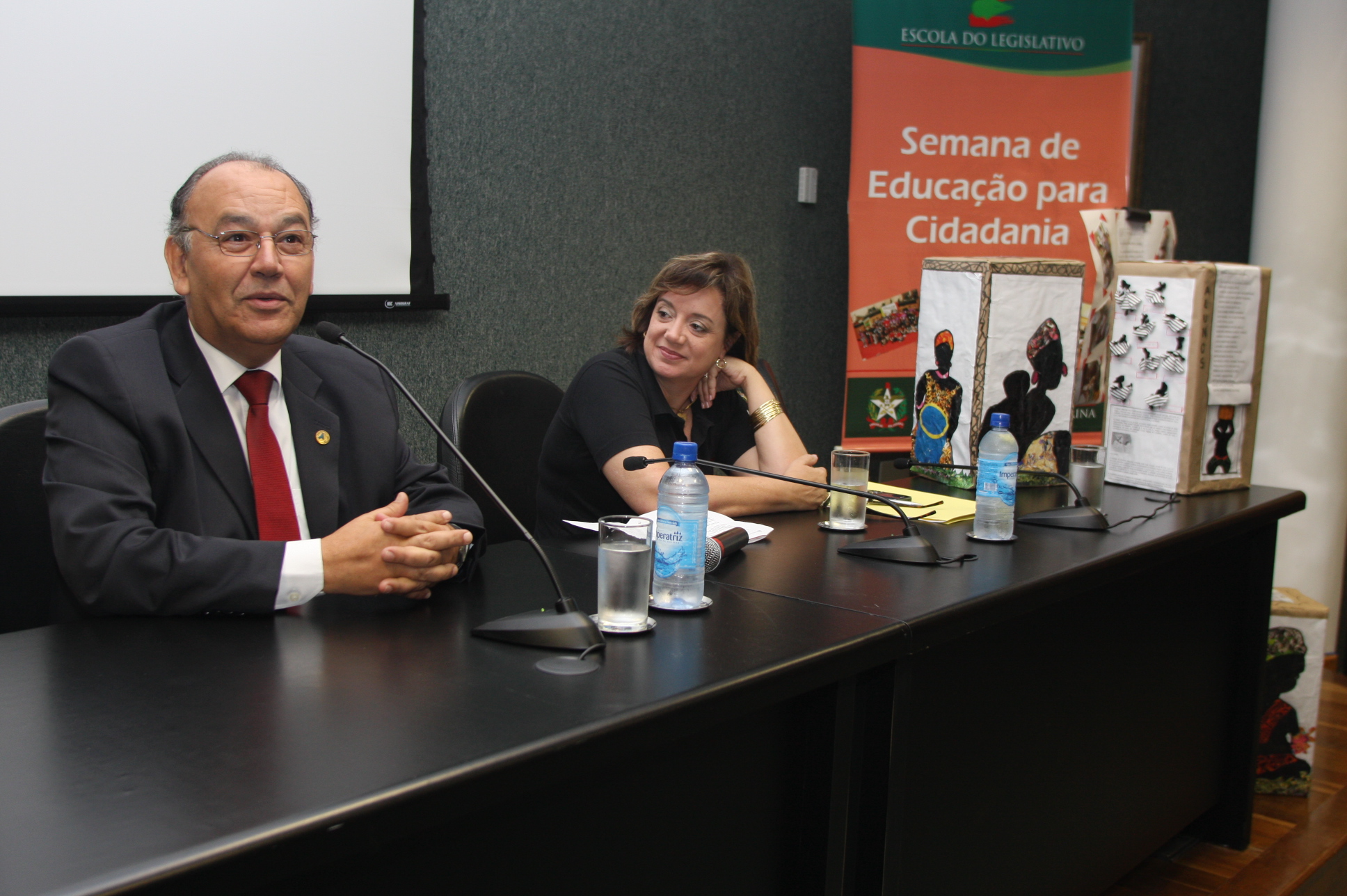 Escola do Legislativo – Educação para Ci