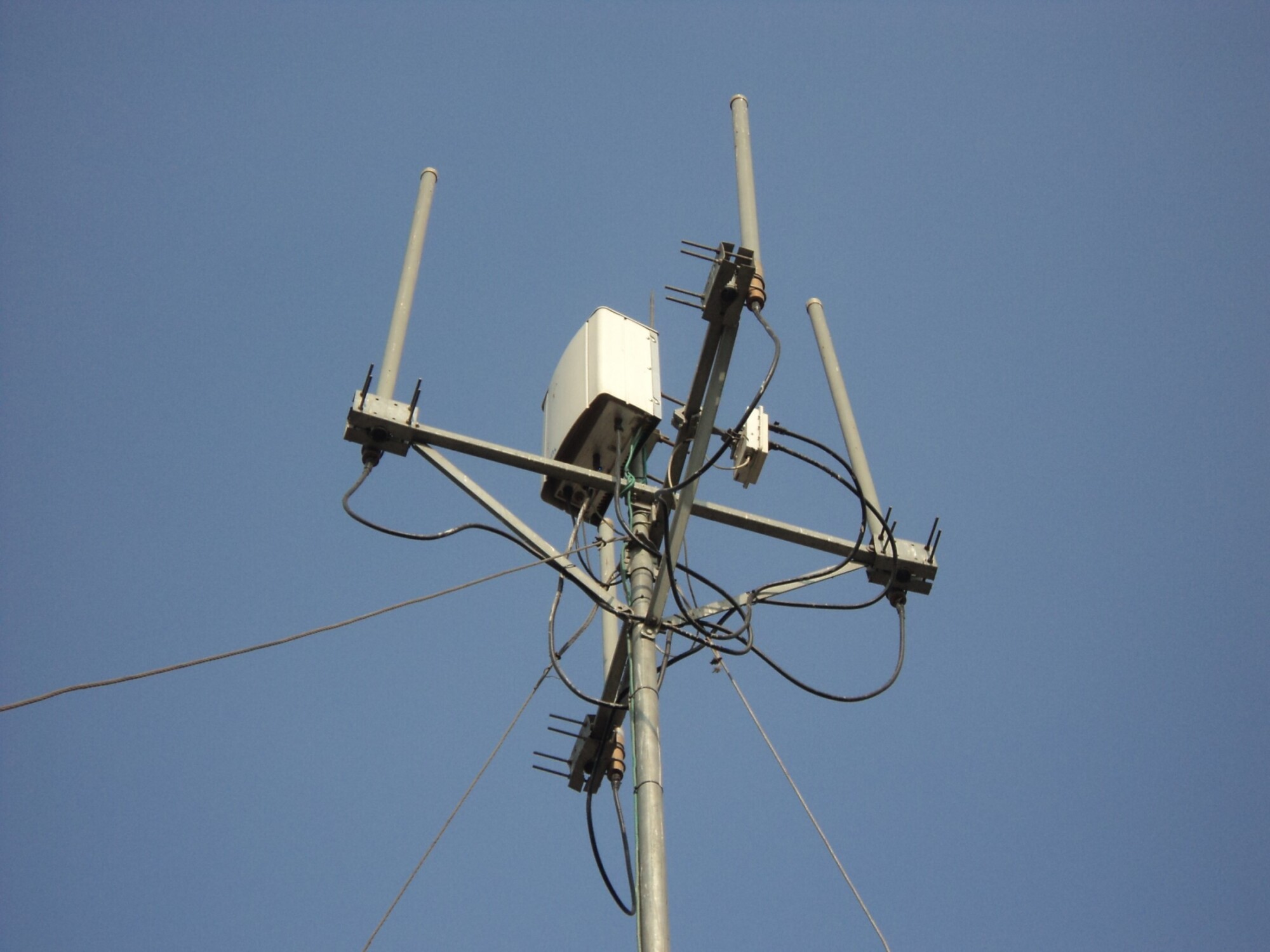 Sinal de celular e acesso à internet banda larga em localidades da Índia