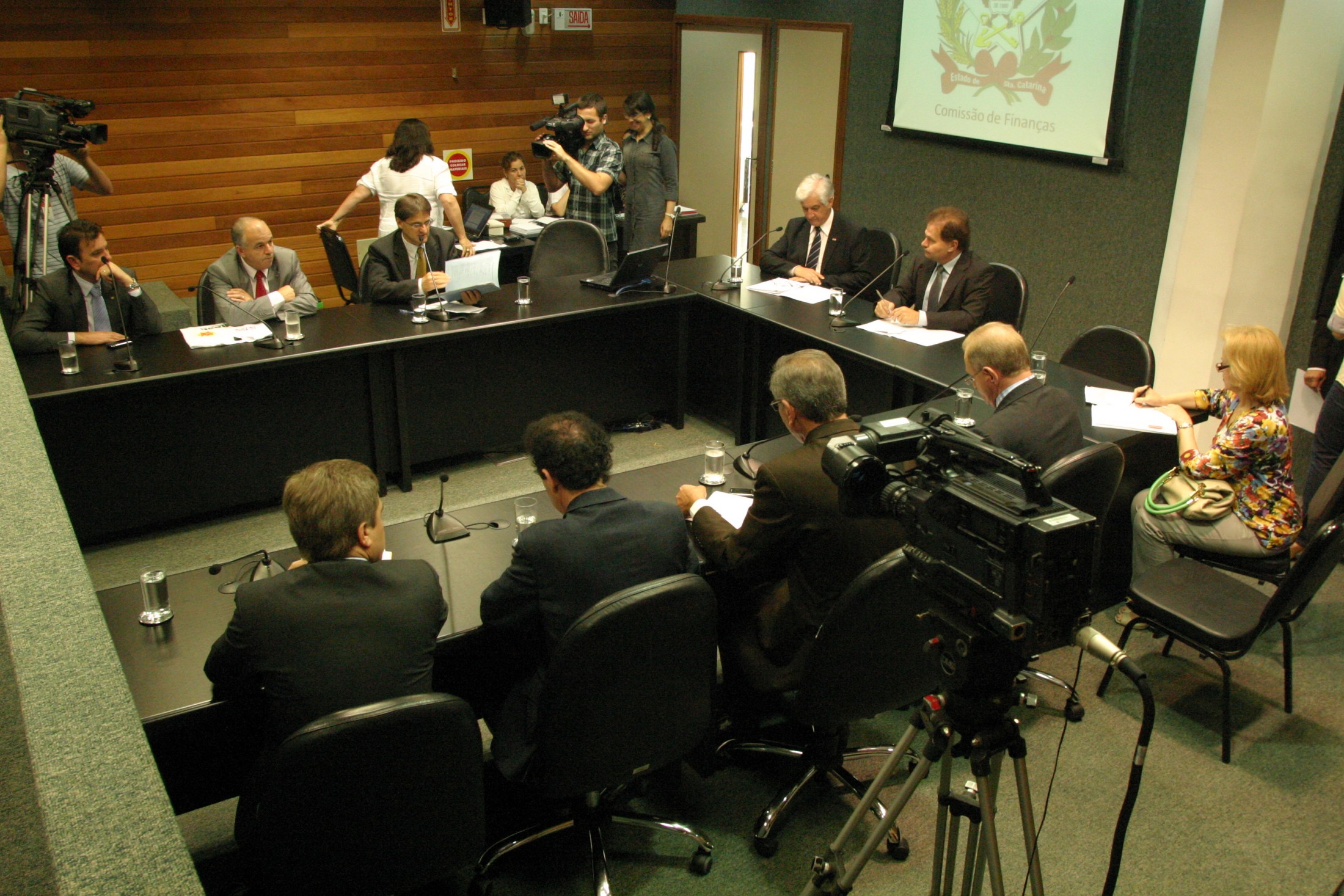 Comissões de Finanças e Educação