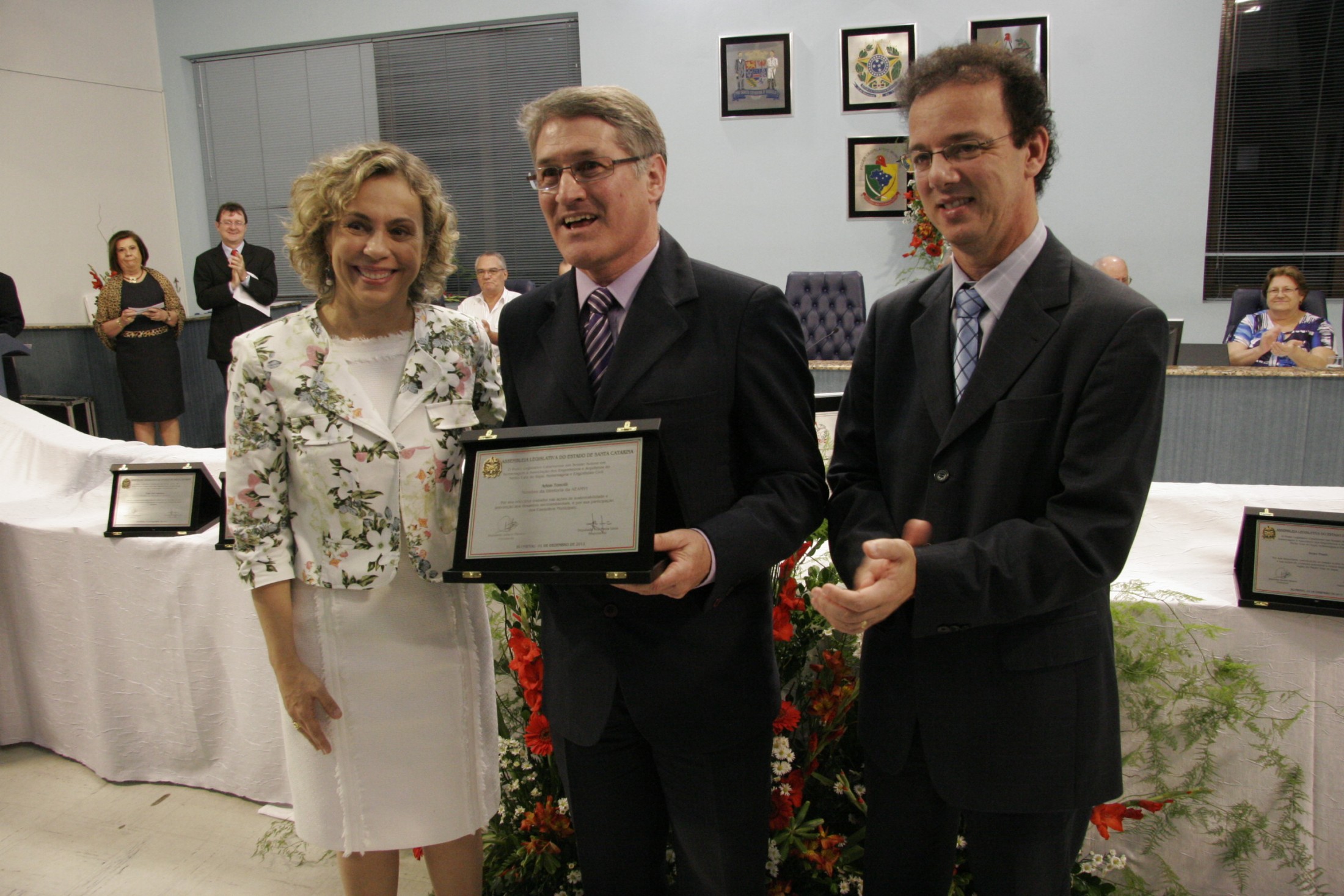 Sessão Solene em homenagem à Associação dos Engenheiros e Arquitetos do Médio Vale do Itajaí  - Blumenau