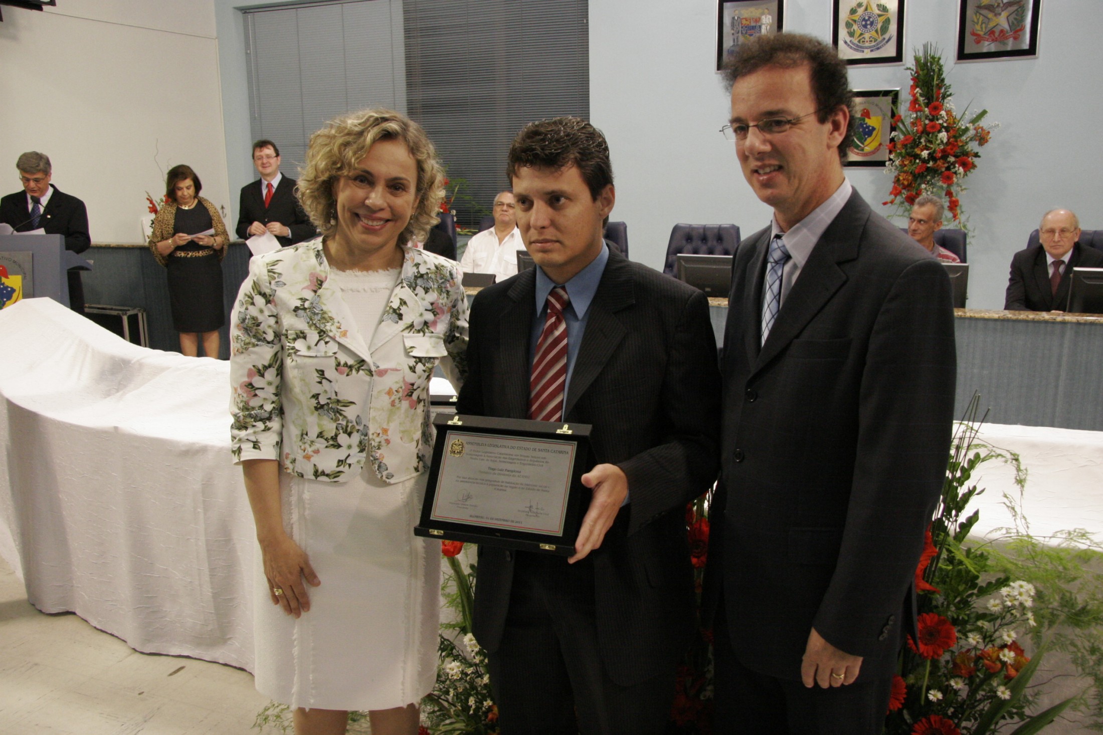 Sessão Solene em homenagem à Associação dos Engenheiros e Arquitetos do Médio Vale do Itajaí  - Blumenau