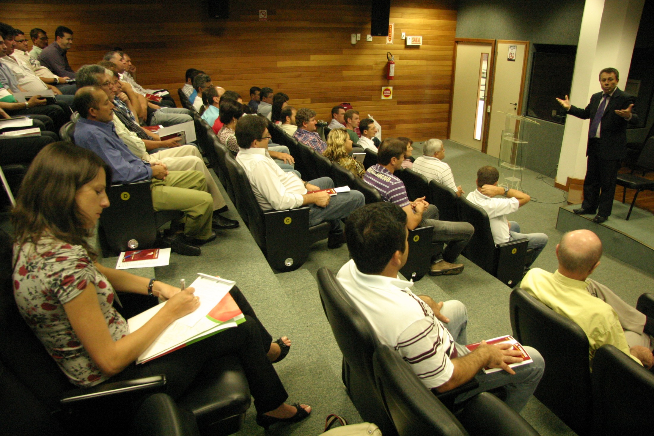 Escola do legislativo - Curso de oratória