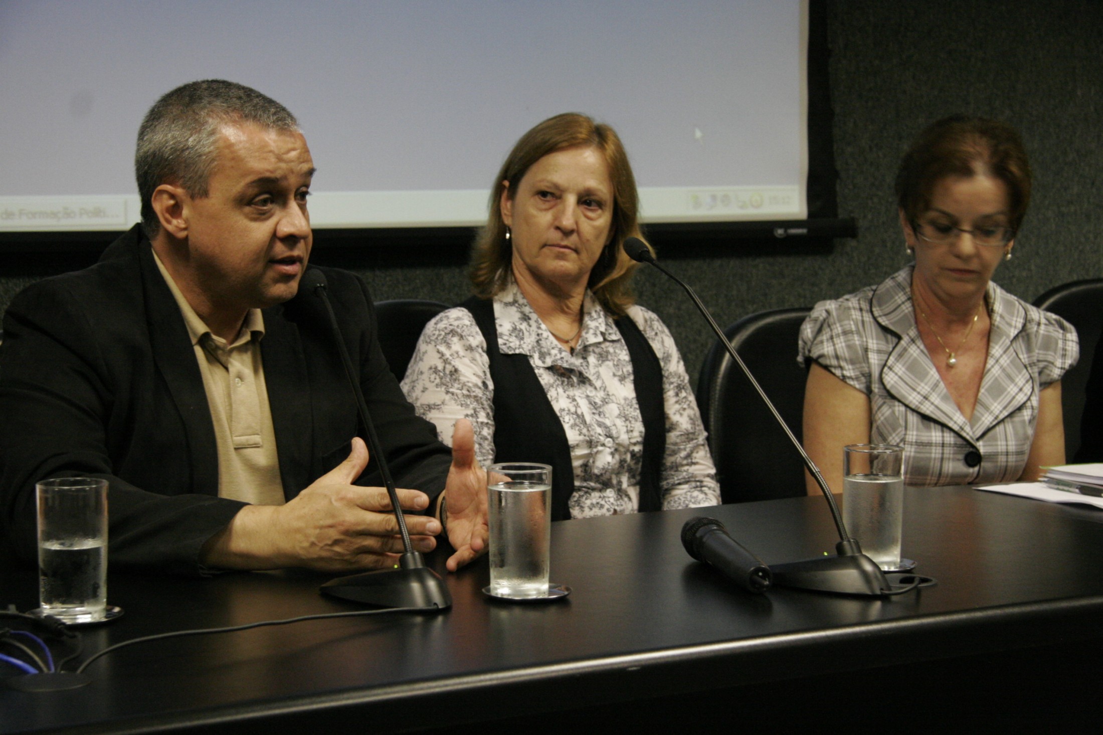 Curso de Formação Política para Lideranças em Saúde e Enfermagem