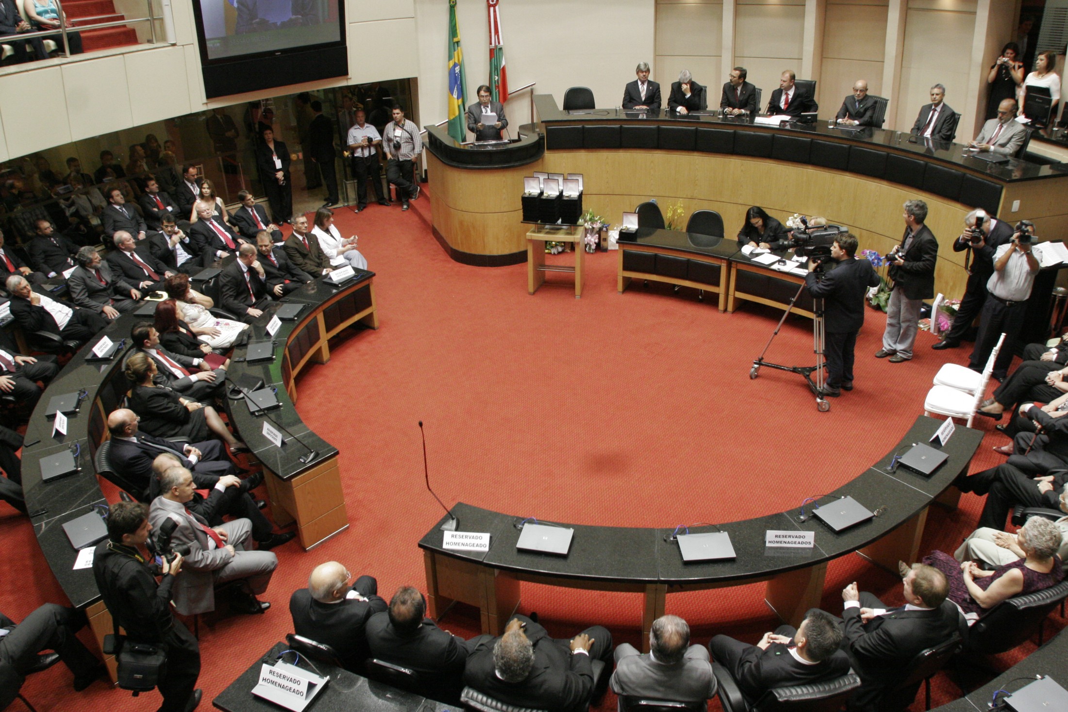 Sessão Solene de Outorga da Medalha 