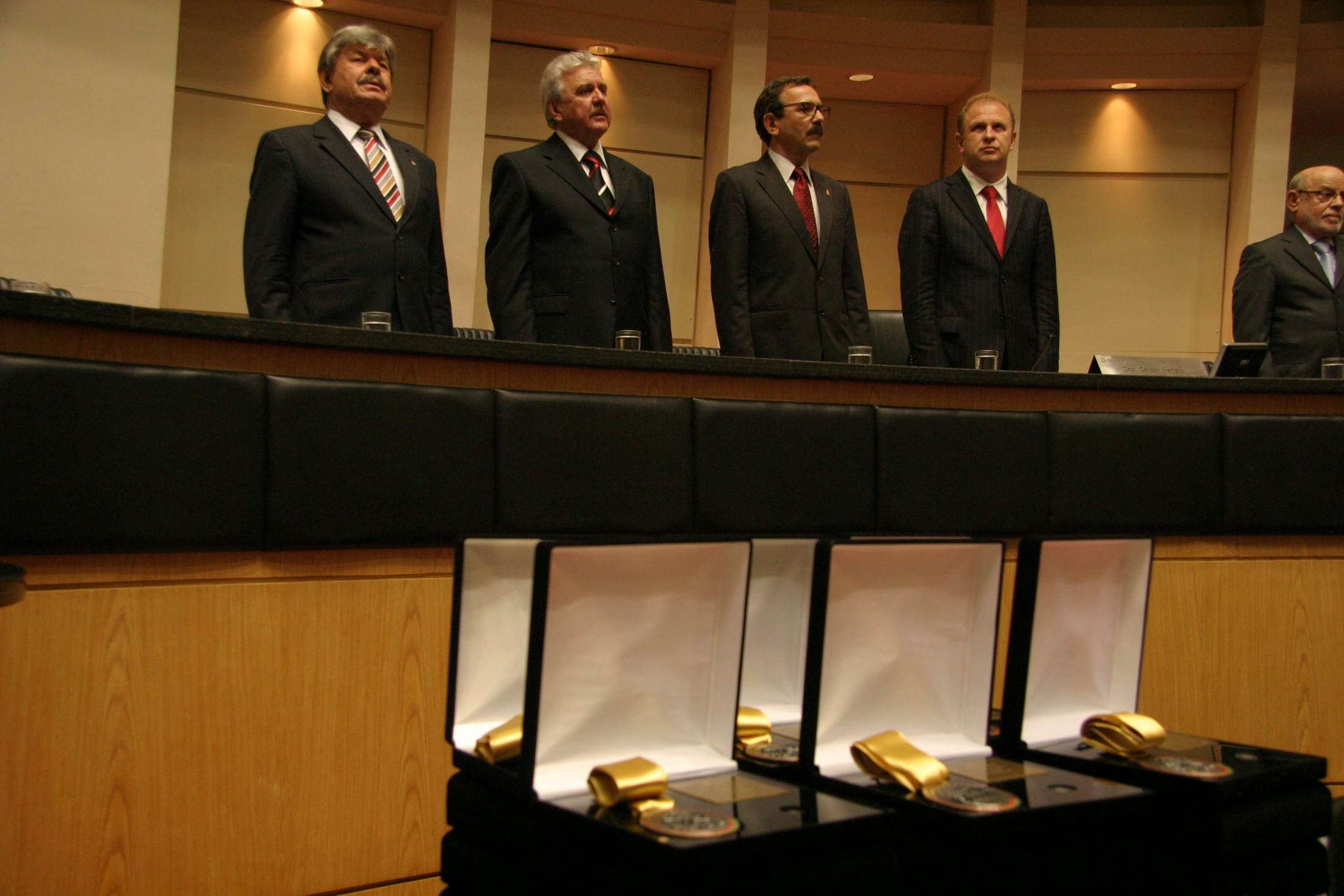 Sessão Solene de Outorga de Medalhas