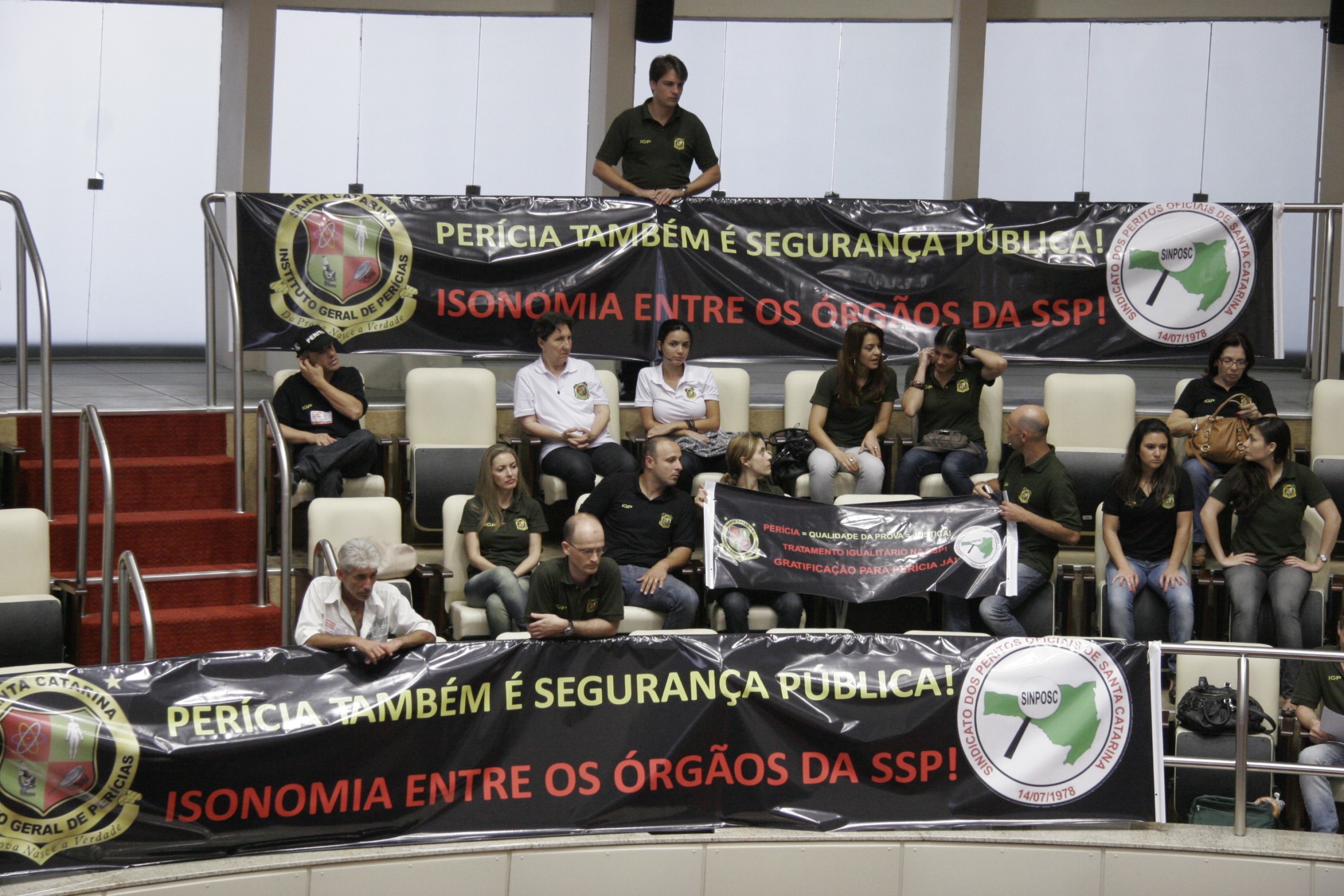 Reunião Conjunta das Comissões