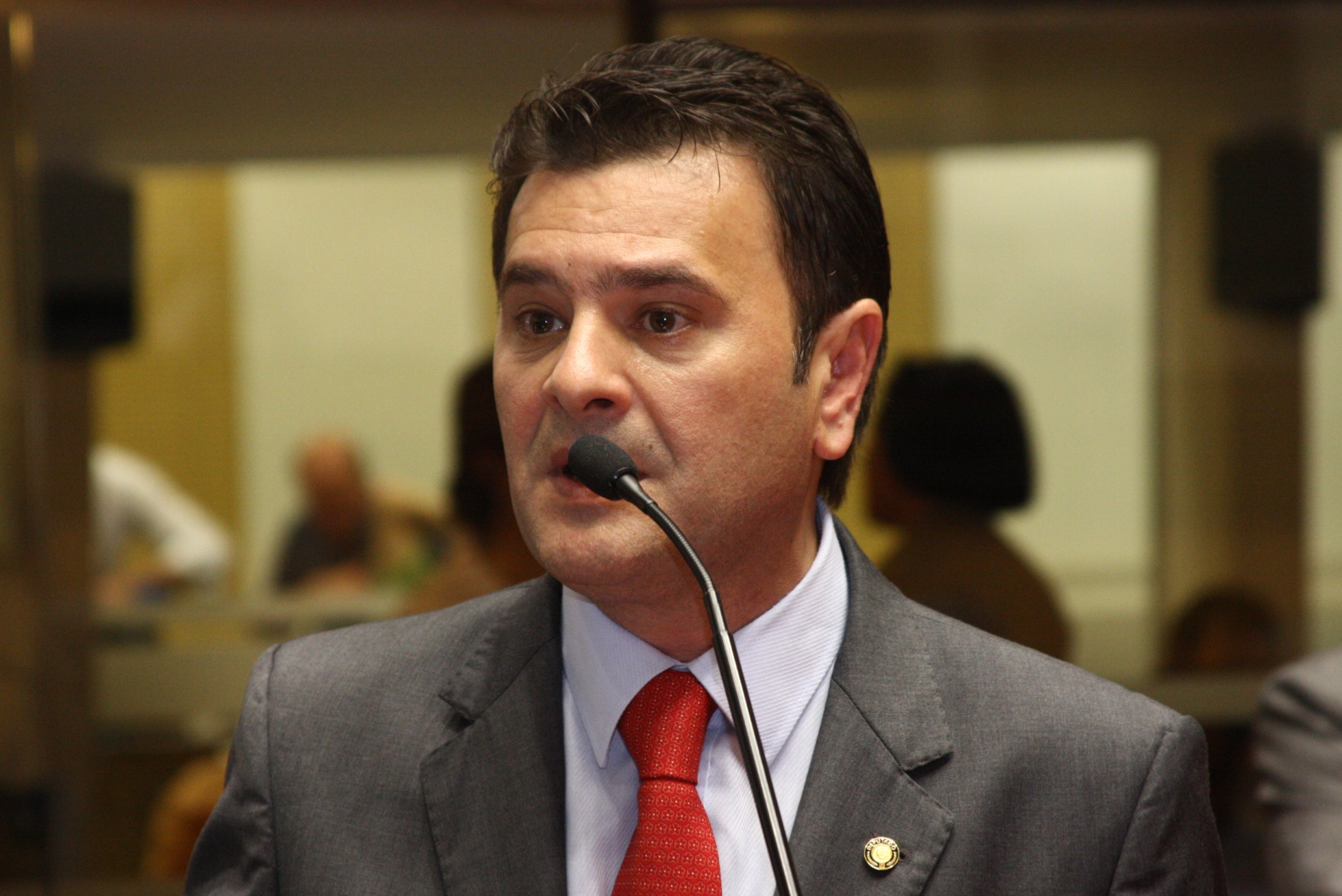 Deputado Elizeu Mattos (PMDB)