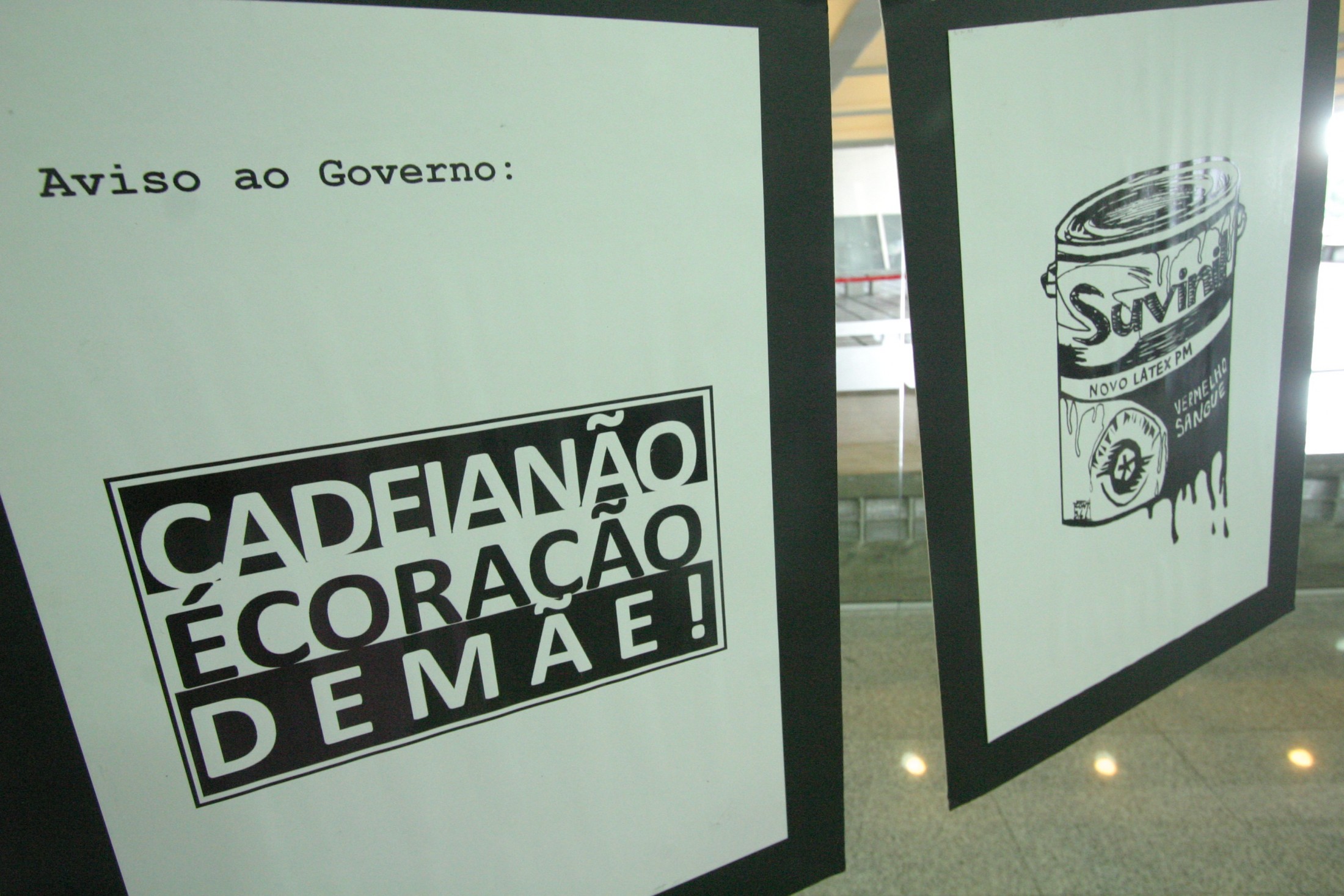 Lançamento do Livro Pucas Palavras