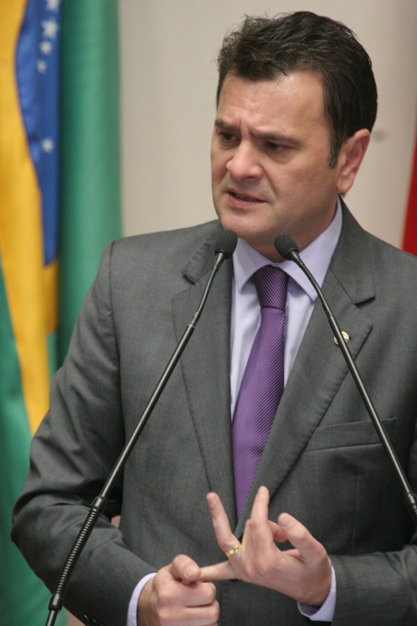 Deputado Elizeu Mattos (PMDB)