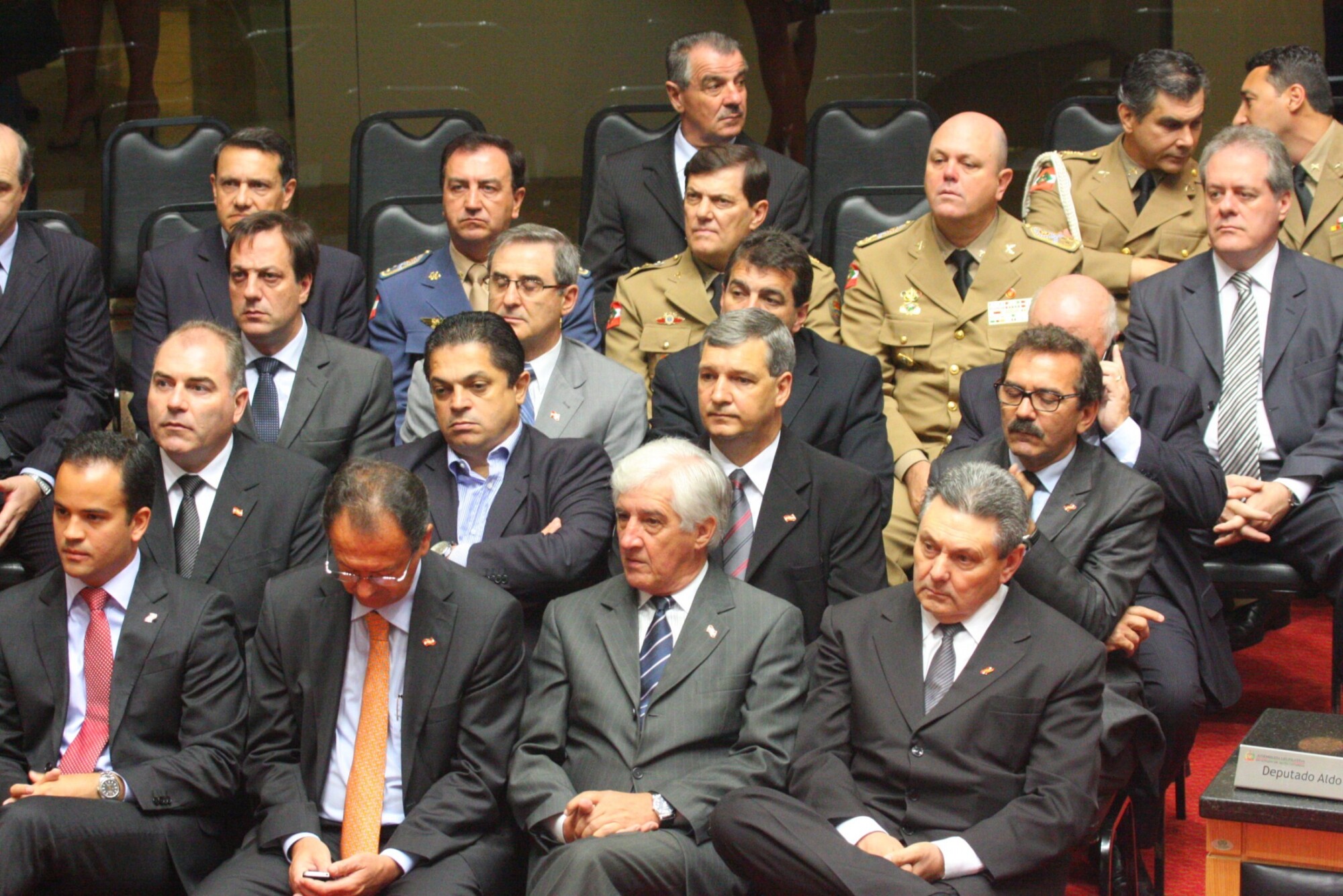 Assembleia abre trabalhos legislativos