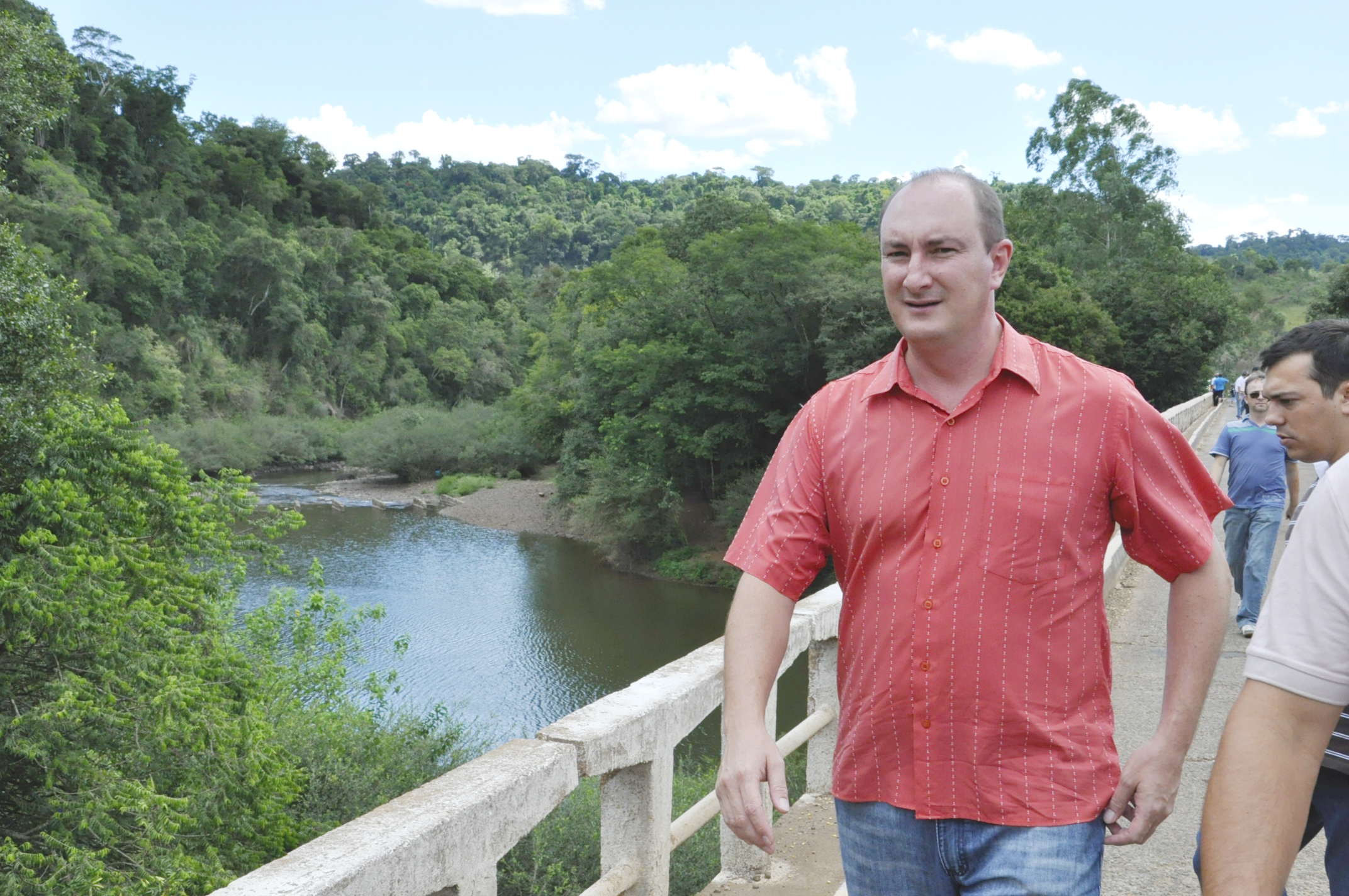 Deputado Mauro De Nadal visita obras da SC 479