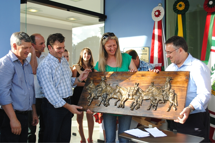 Elizeu Mattos durante homenagem ao governador