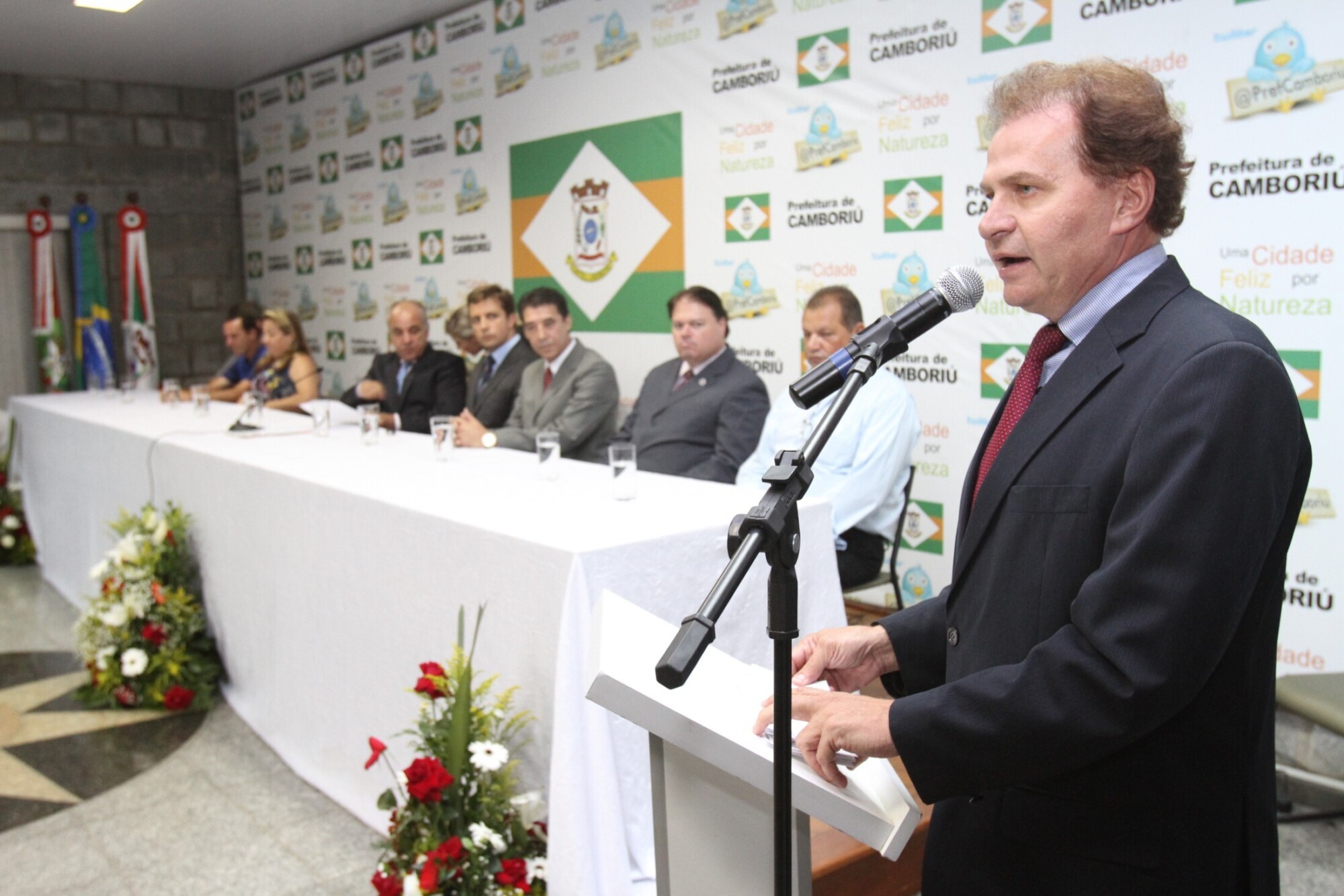 Camboriú Futebol Clube foi homenageado nesta segunda-feira