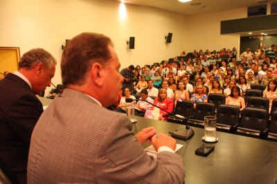 Abertura do Seminário ?Drogas por quê? Desafios para a educação?