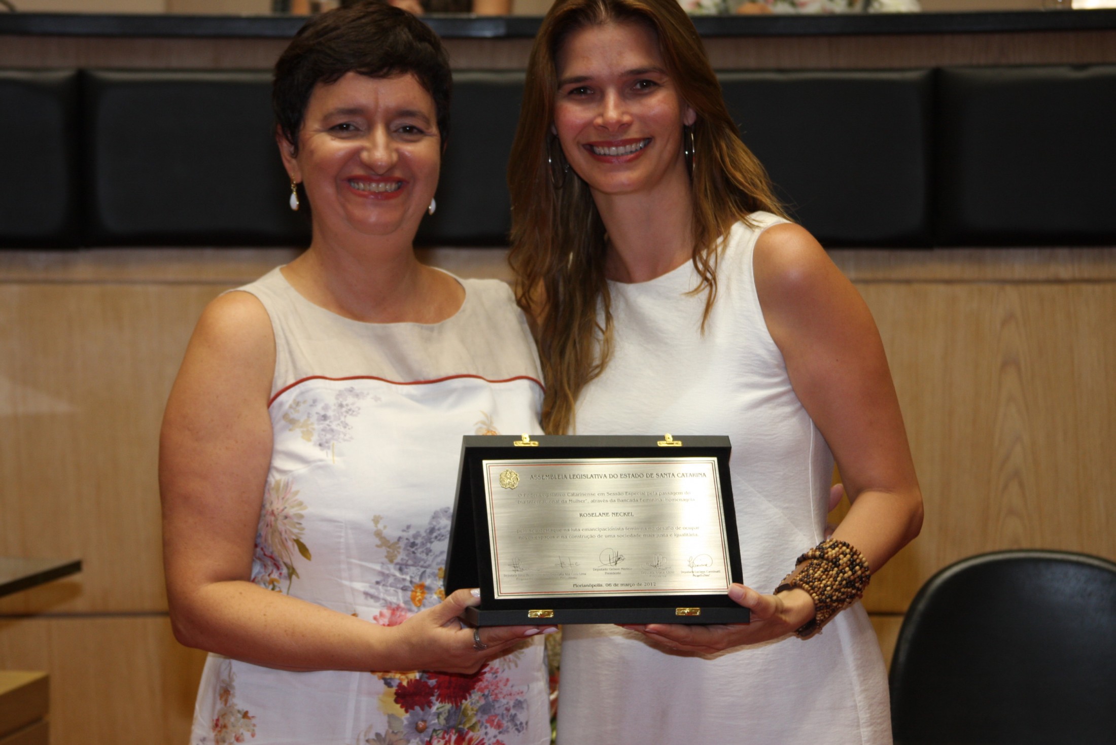 Sessão Especial em homenagem ao Dia Internacional da Mulher