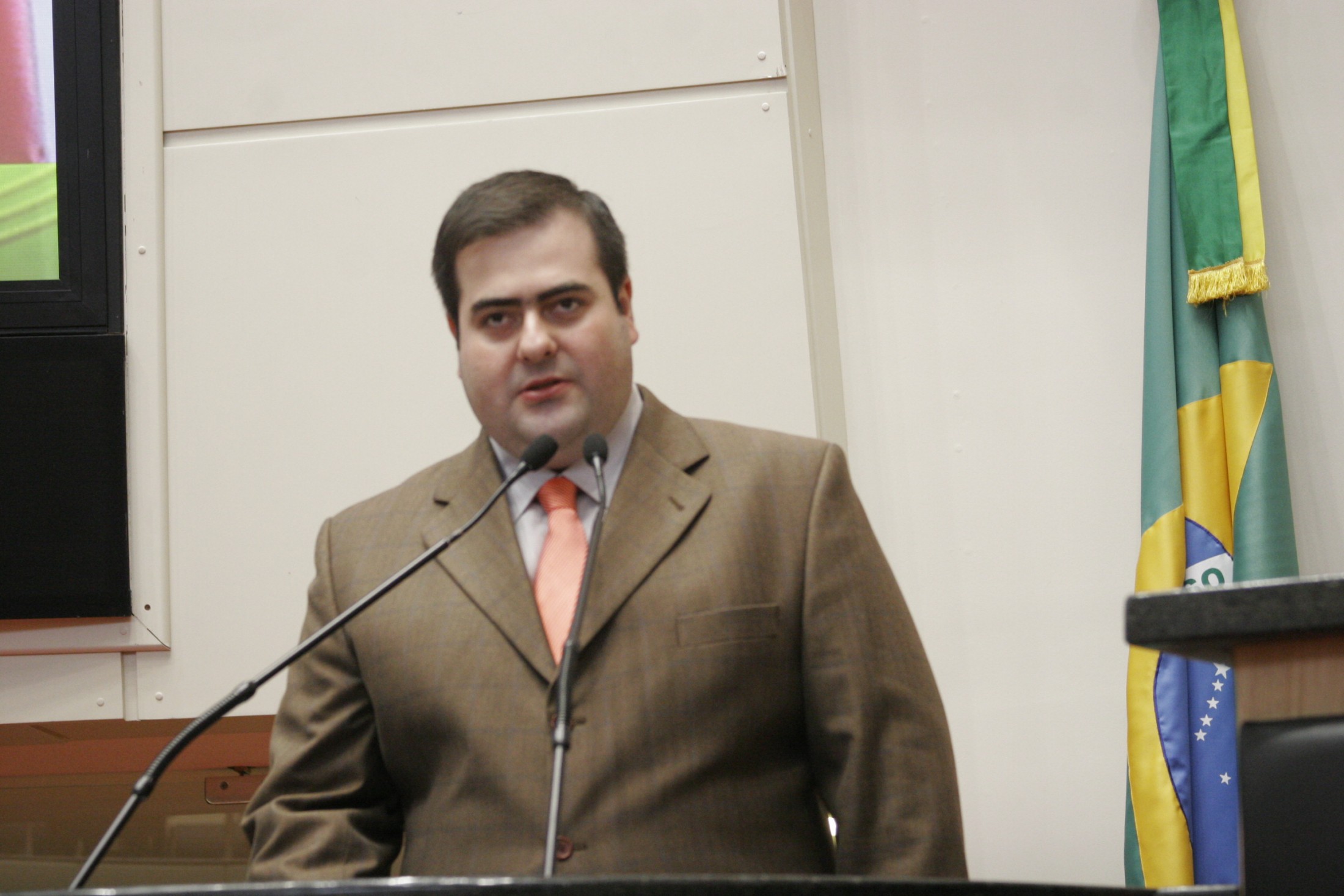 Deputado Carlos Chiodini (PMDB)