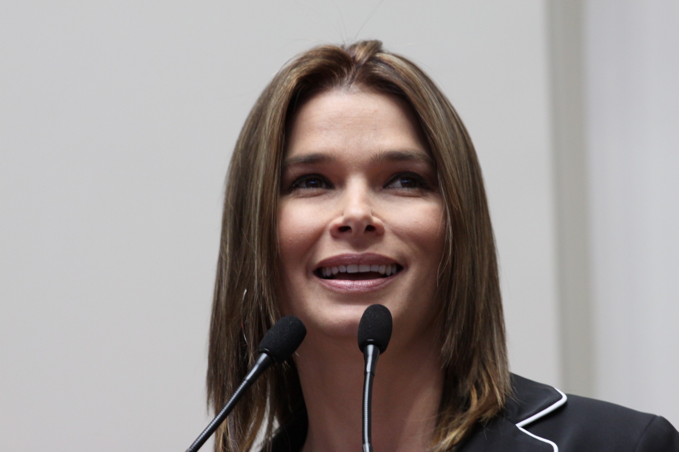 Deputada Angela Albino (PCdoB)