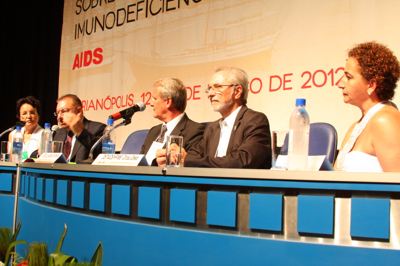 2º Simpósio Internacional da Síndrome Imunodeficiência Adquirida - AIDS - UFSC