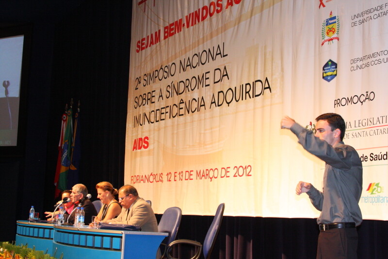 2º Simpósio Internacional da Síndrome Imunodeficiência Adquirida - AIDS - UFSC