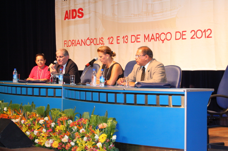 2º Simpósio Internacional da Síndrome Imunodeficiência Adquirida - AIDS - UFSC