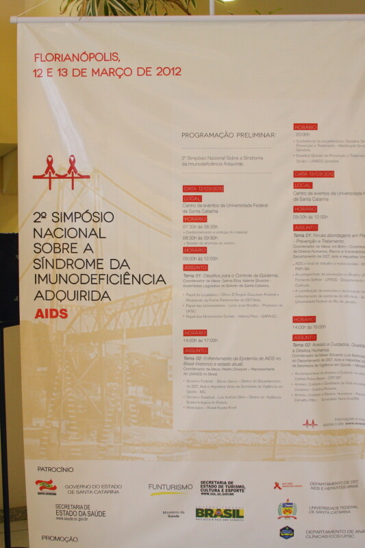 Simpósio debate os desafios no controle da epidemia