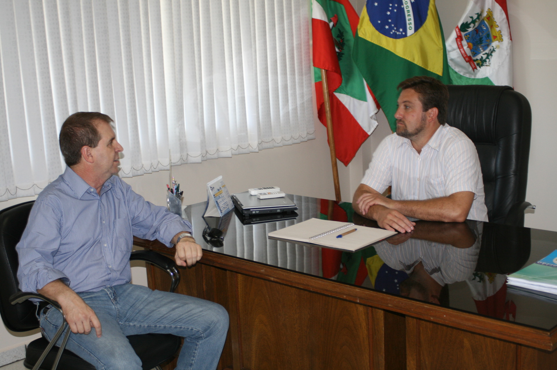Com o prefeito de Flor do Sertão Rogério Perin (PSD)