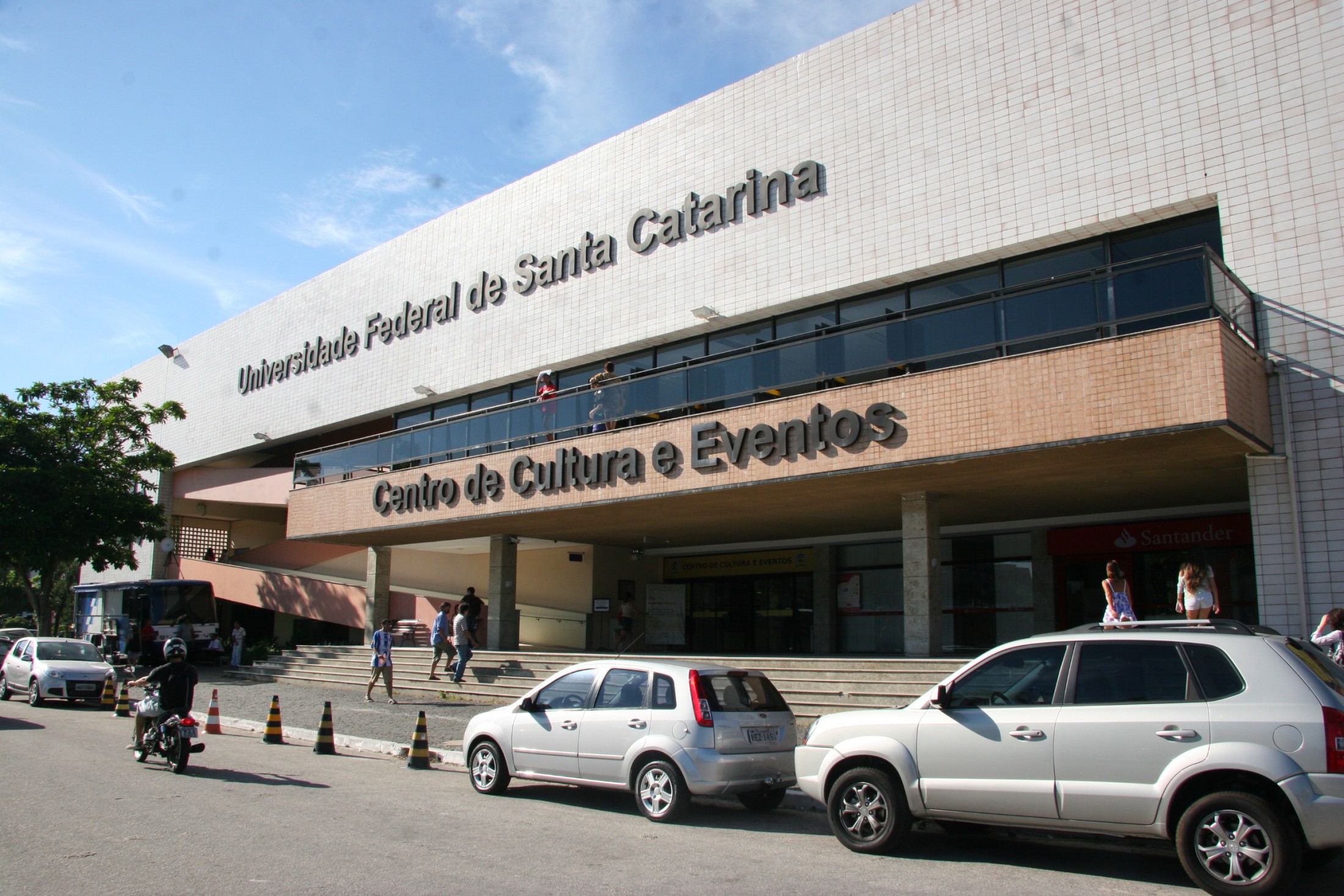 2º Simpósio Internacional da Síndrome Imunodeficiência Adquirida - AIDS - UFSC