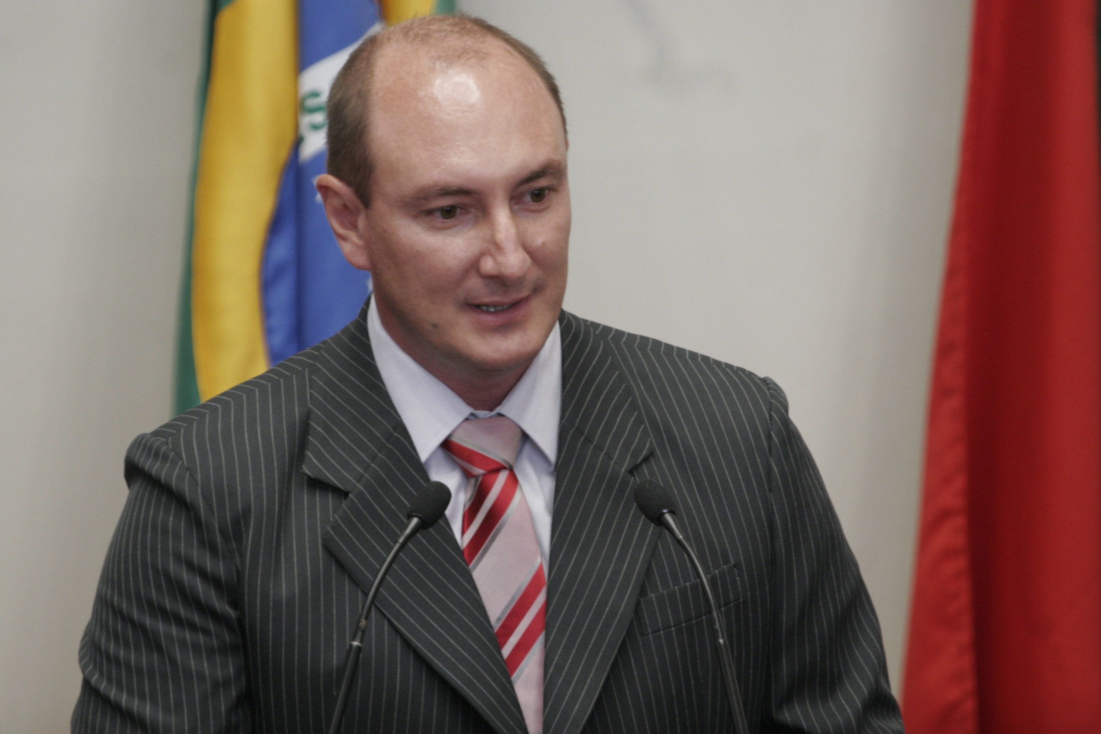 Deputado Mauro elogia administração de São Carlos