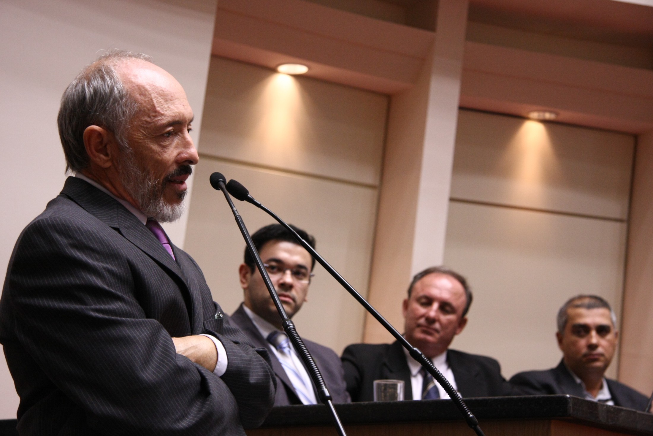 Sessão Solene de entrega de Título de Cidadão Catarinense ao Senhor Marco Aurélio Raimundo