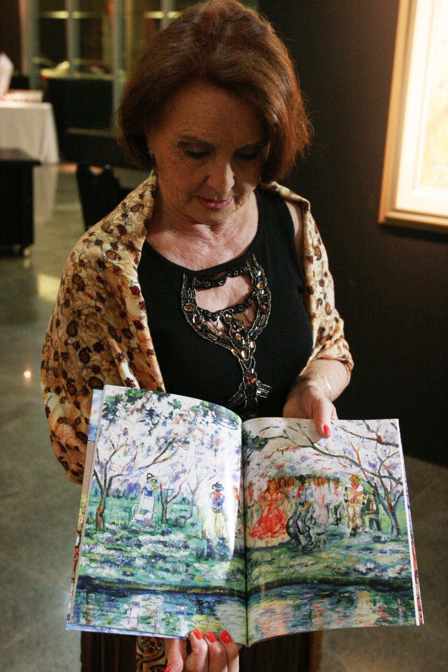 Exposição e Lançamento Literário - Artista Yolanda Bathke