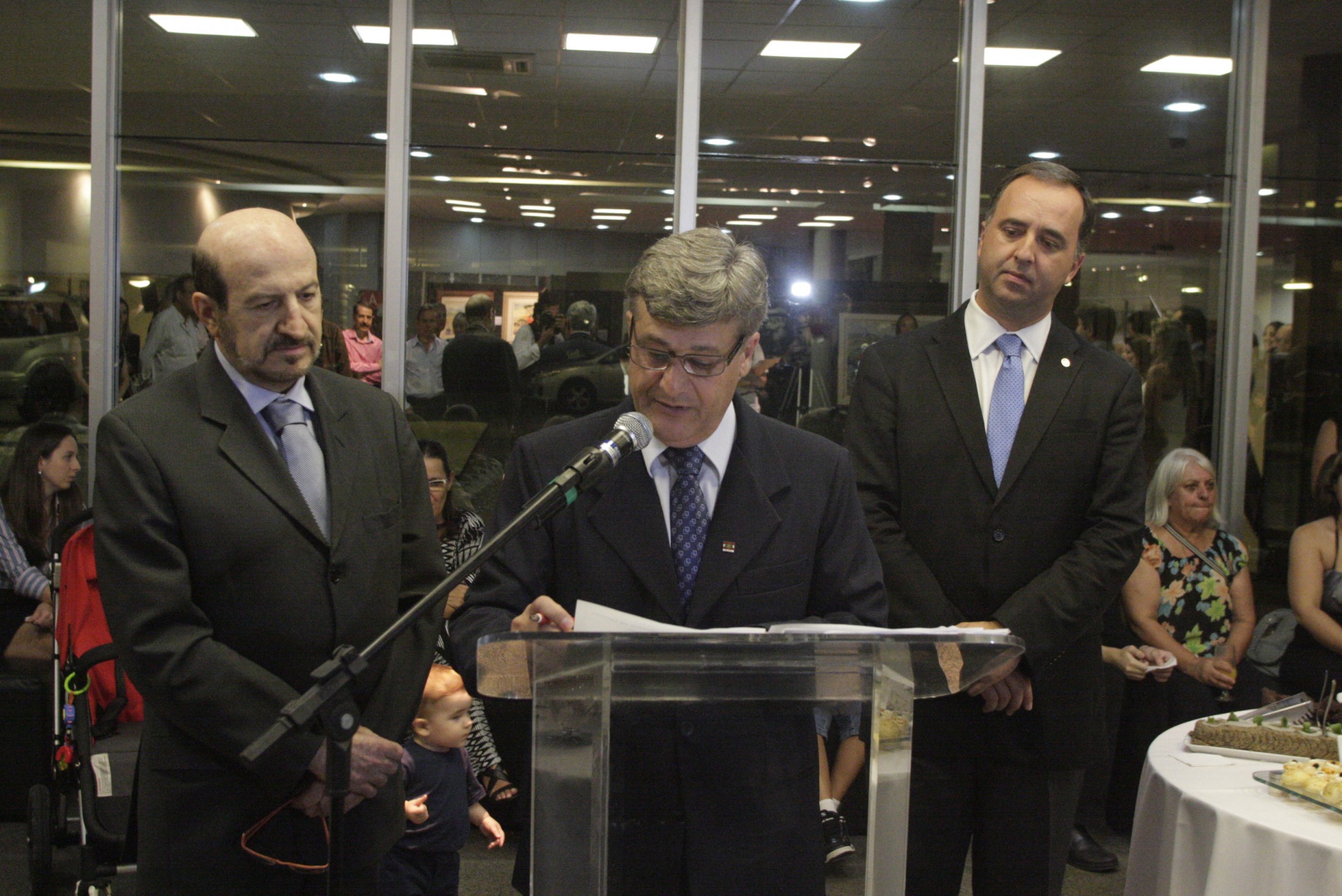 Lançamento de Livro – Pediatra Dr. Cecim El Achkar