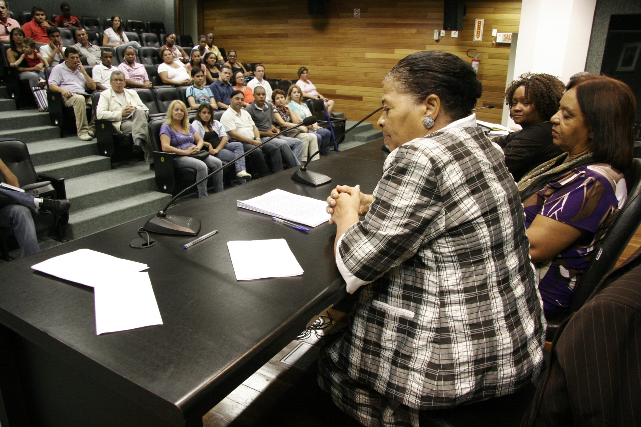 Reunião do PAB com as entidades indicadoras e os responsáveis dos jovens classificados no processo seletivo do Programa Antonieta de Barros/Gestão 2012