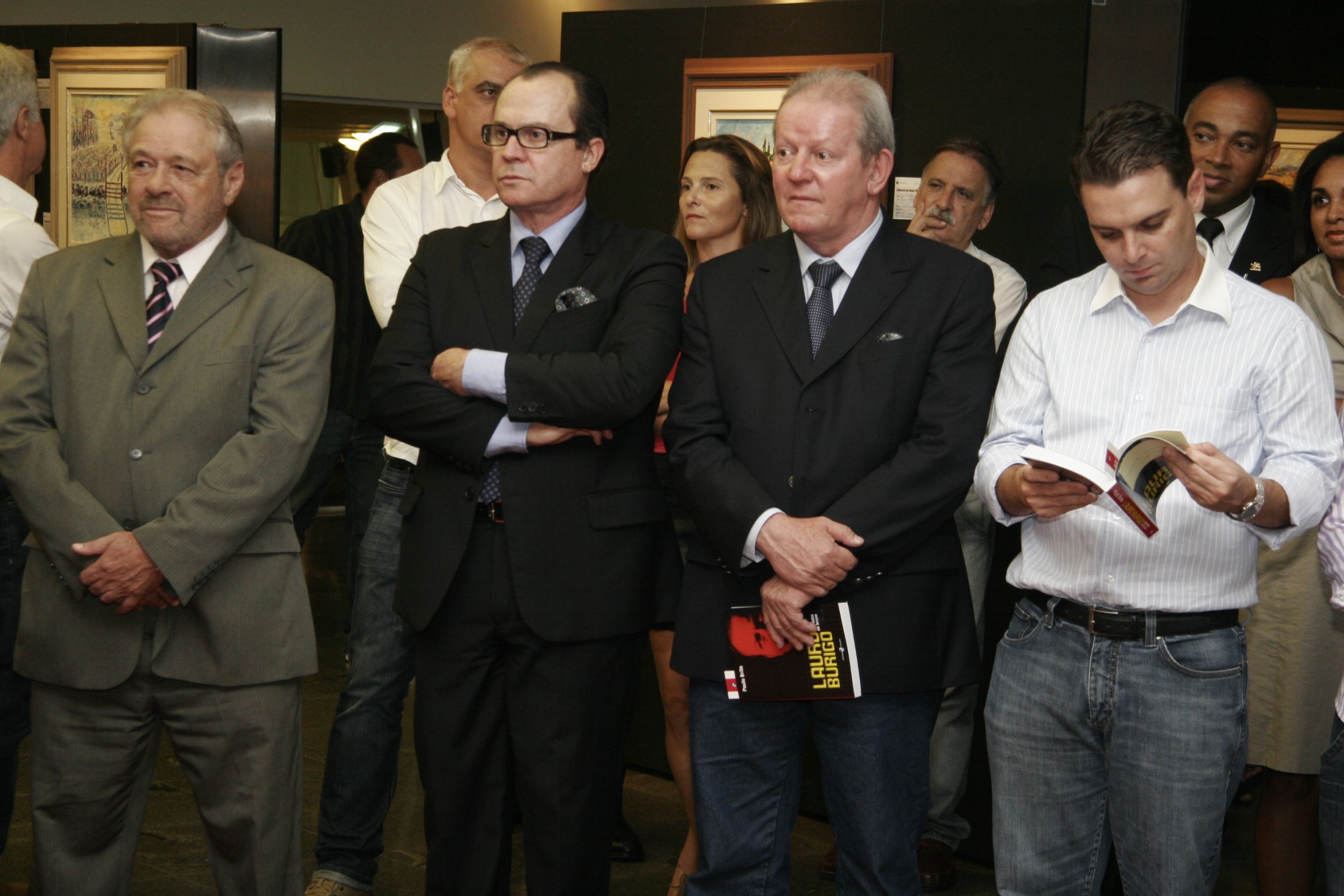Lançamento Literário Segredos do Bruxo - Autor: Paulo Brito