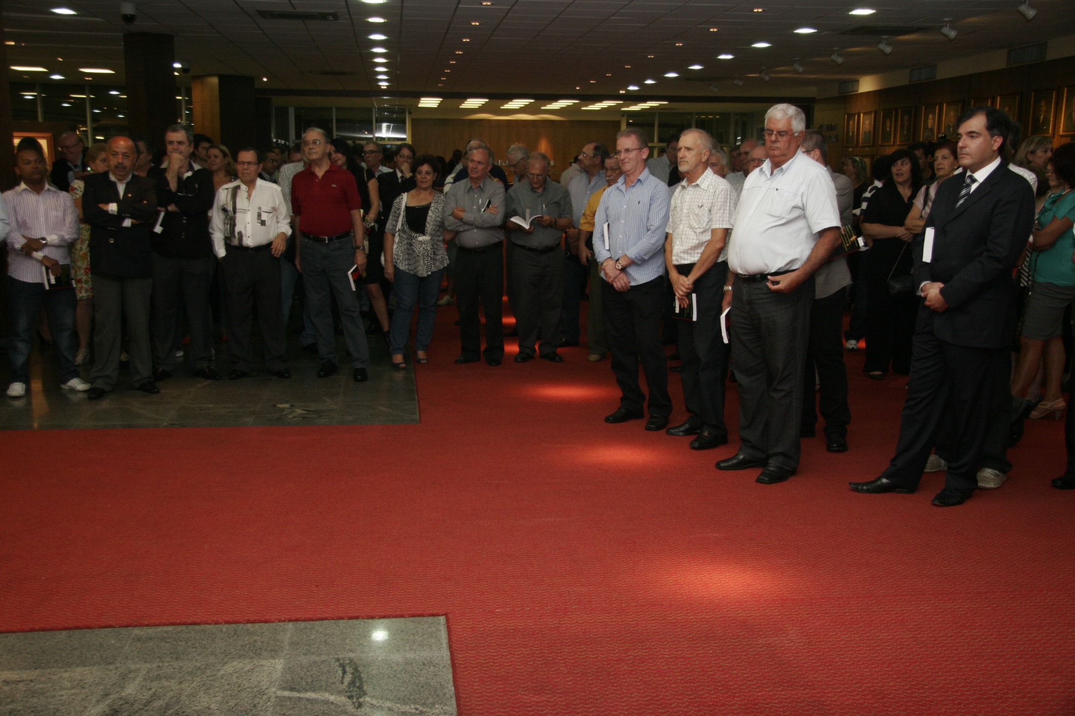 Lançamento Literário Segredos do Bruxo - Autor: Paulo Brito