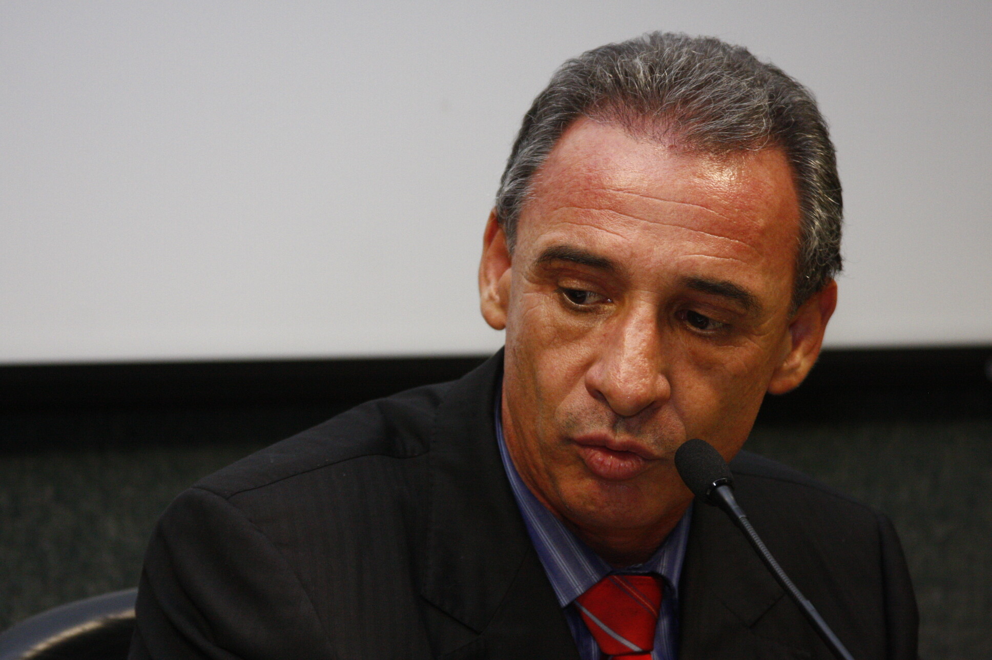 Criação do Grupo de Apoio sobre a Questão das Malvinas - Deputado Dóia Guglielmi (PSDB)