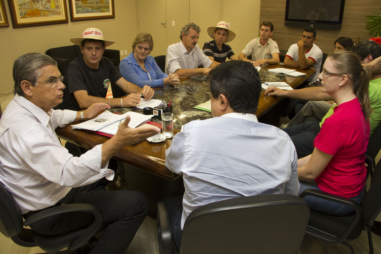 Governo do Estado pede prazo para estudar pauta da Agricultura Familiar