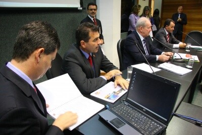 Secretários explicam PL que autoriza Executivo a buscar R$ 611 mi junto ao BNDES