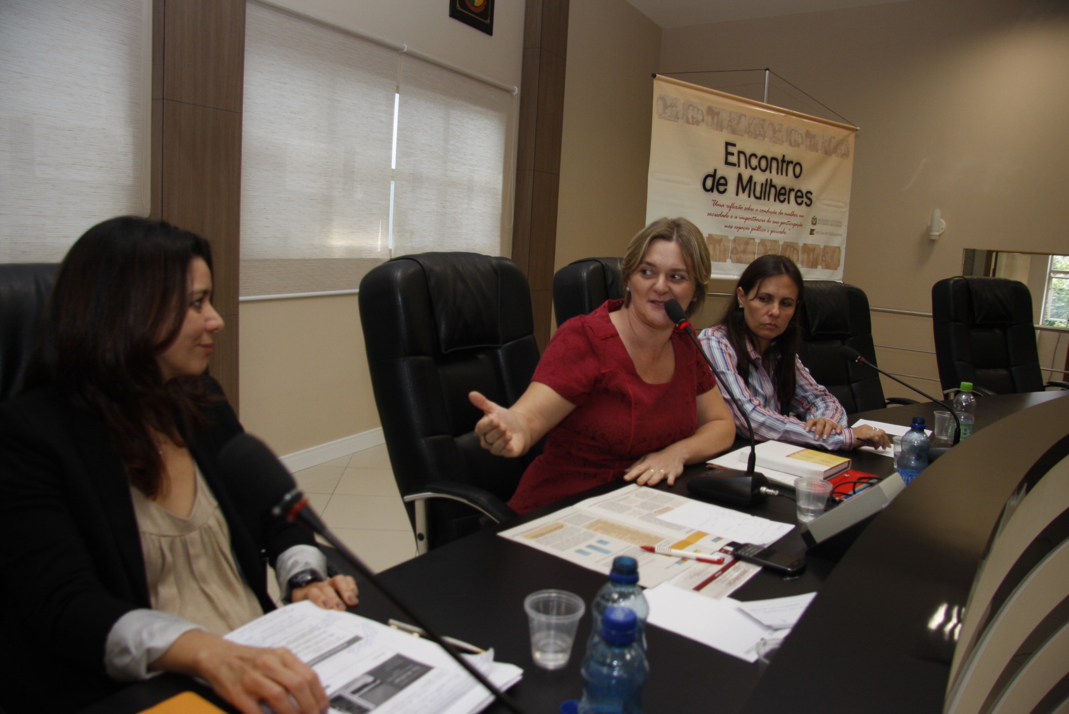 Encontro de Mulheres Parlamentares em Itapema