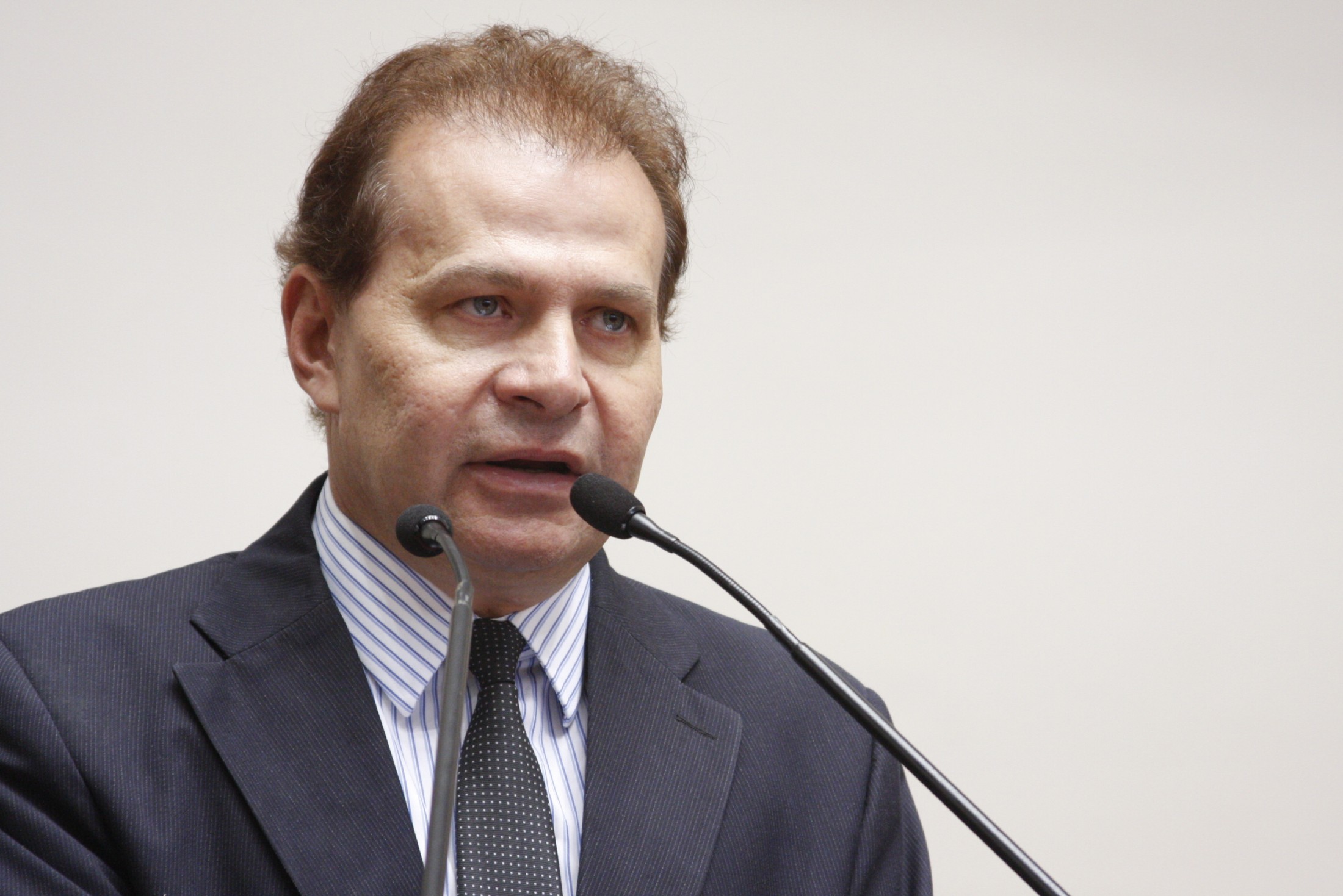 Gilmar Knaesel (PSDB)
